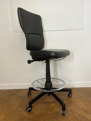 Used Steelcase Lets B Draughtsman/Technician/Laboratory Chair in Black Vinyl on Wheels