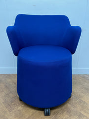 Used Orangebox Skomer 01 Compact Armchair on a Caster Base in Blue Cloth