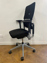 Used Steelcase Please V2