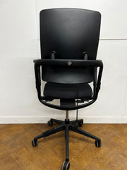 Rohde & Grahl Xenium Executive  Swivel Office Chair