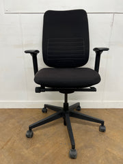 Used Steelcase Reply Swivel Chair in Black Cloth. REDUCED TO CLEAR! NOW ONLY £115.00+VAT