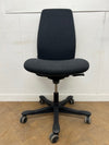 Kinnarps 5220 Grey Cloth Swivel Chair No Arms (Ex Showroom Model).