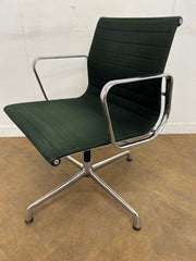 Vintage ICF EA108 Hopsak in Green with Chrome Swivel Frame.