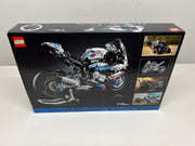 LEGO TECHNIC "BMW M 1000 RR" 42130