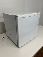 Used Currys Essentials Table Top Mini Freezer Model: CTF40W11