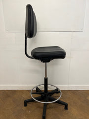 Used Giroflex Black Vinyl Laboratory/Technicians Chair