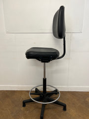 Used Giroflex Black Vinyl Laboratory/Technicians Chair