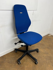 Kinnarps 8783 Blue Cloth Swivel Chair No Arms