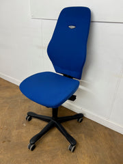 Kinnarps 8783 Blue Cloth Swivel Chair No Arms