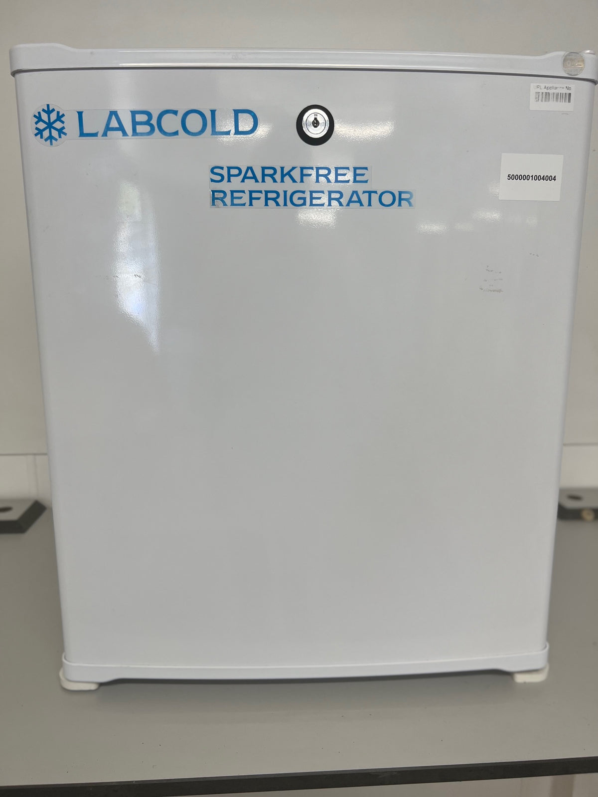 Lab Fridge Mini Used Labcold White Sparkfree Laboratory/Pharmacy Refrigerator (Mini/Wo ...