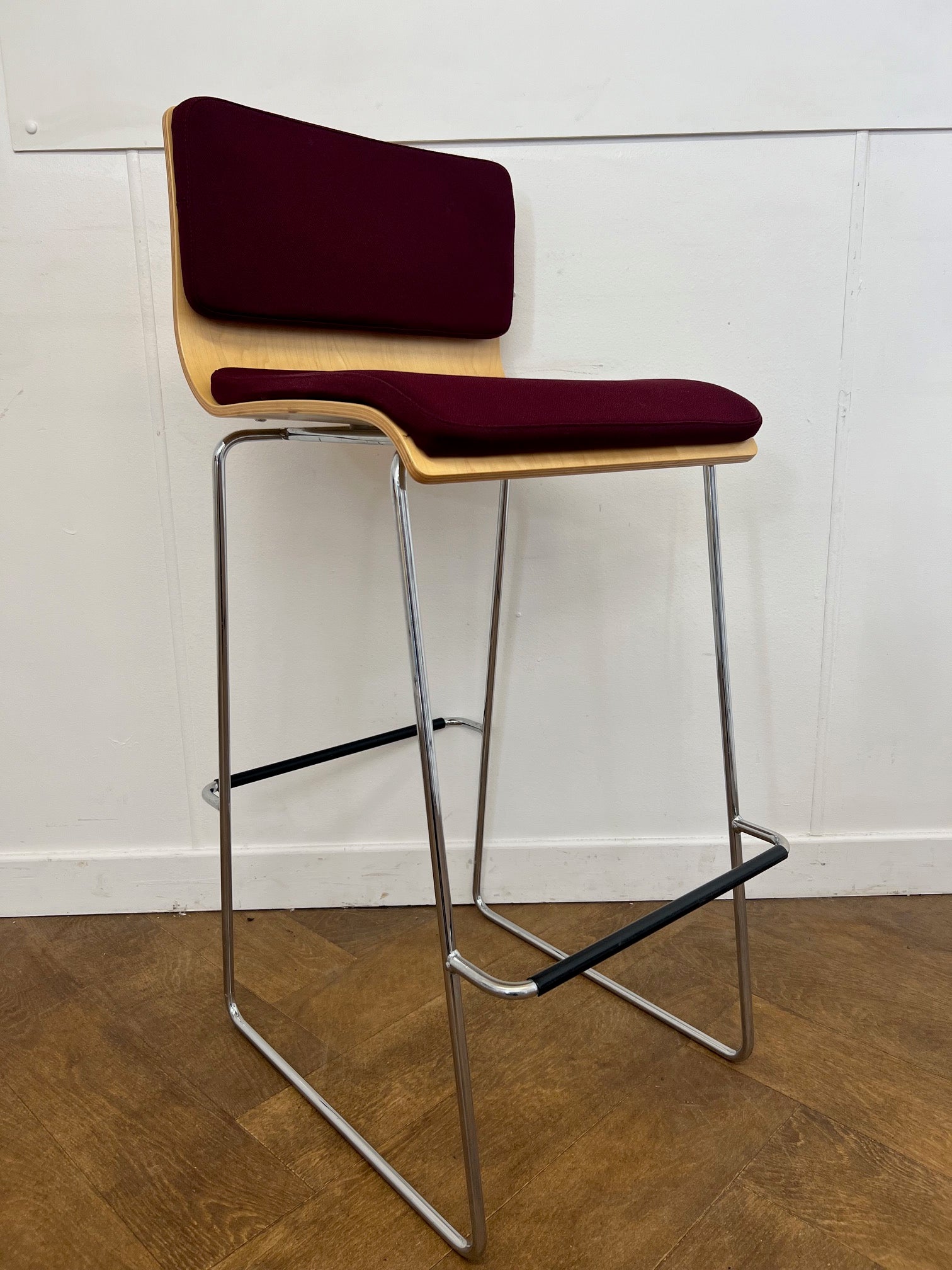 Cloth Stools Orangebox Peak 03U Burgundy Cloth Stool (Set of 3) – officecw