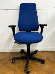 Kinnarps 8000 High Back in Royal Blue Cloth.