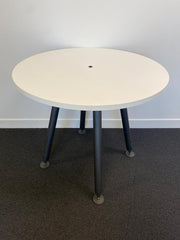 Used Herman Miller White 1000mm Diameter 4 Legged Circular Meeting Table