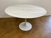 New Knoll Saarinen style Marble Circular Table