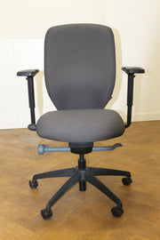 Used Boss Designs Lily Swivel Chair
