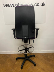 Used Interstuhl Goal 302g draughtsman Chair - Purple