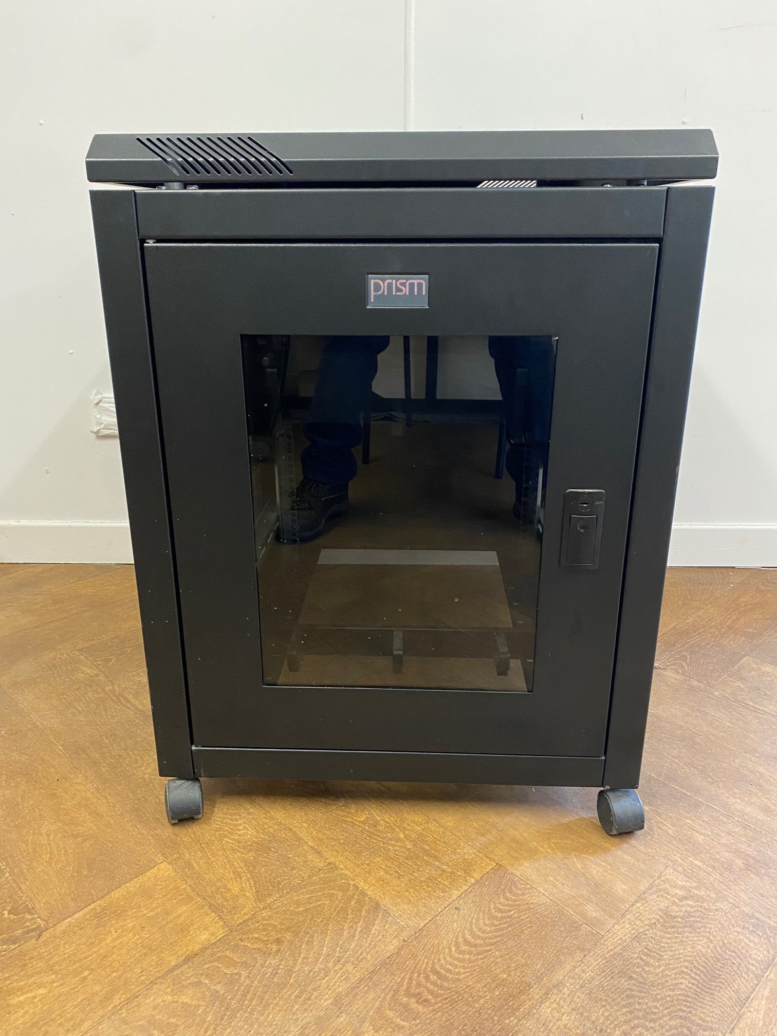 Used Prism 19 inch Comms/Rack – officecw